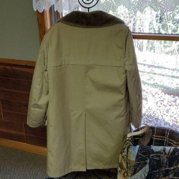 Woolrich Vintage Heavy Lined Tan Winter Sz L-40 Long Button Collared Pocket Coat - Picture 6 of 10
